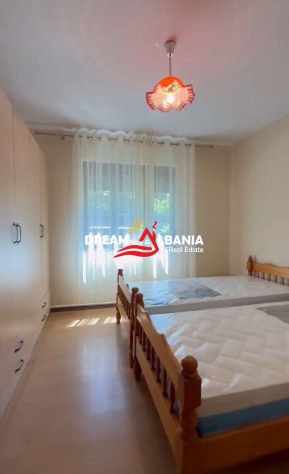 Tirane, jepet me qera apartament 2+1 , 95 m² 40.000 € 