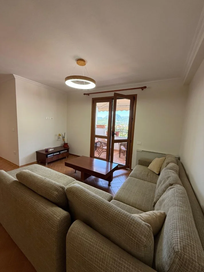 Tirane, shitet apartament 2+1+Ballkon Kati 7, 107 m² 168.000 € (ministria kultures)