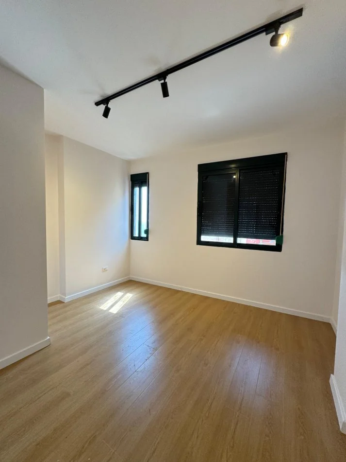 Vollga, shitet apartament 2+1+Ballkon Kati 5, 94 m² 235.000 € (Durres)