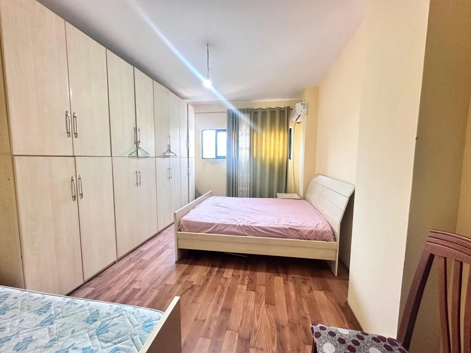 Tirane, jepet me qera apartament 2+1 Kati 2, 115 m² 600 € (Don Bosko)