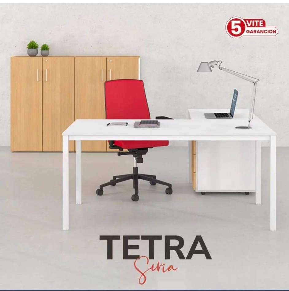 Tirane, shes Tavoline zyre Dromeas ne fome L me permasa 160*160 me cmim 300 €