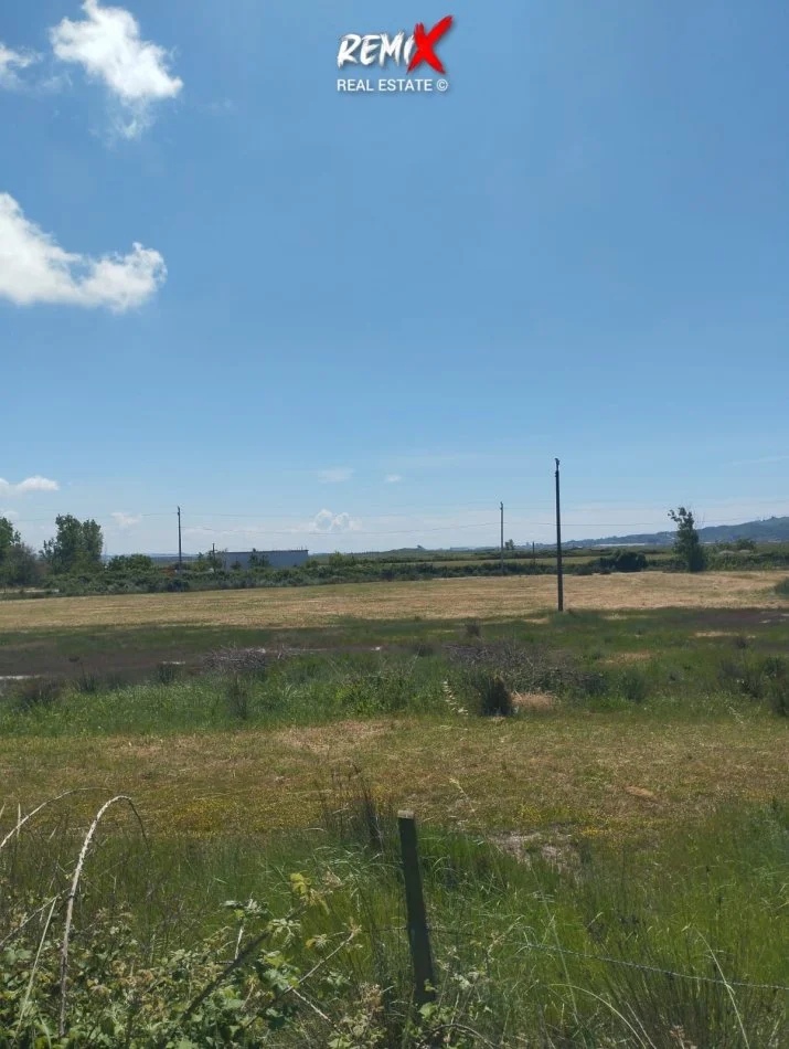 Durres, shitet toke ne bregdet , 9.950 m² 350.000 € 