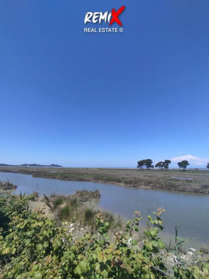 Durres, shitet toke ne bregdet , 9.950 m² 350.000 € 