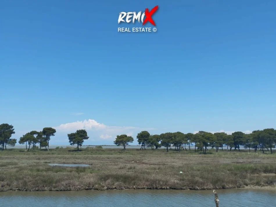 Durres, shitet toke ne bregdet , 9.950 m² 350.000 € 