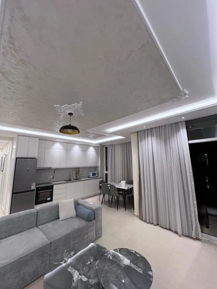 Tirane, jepet me qera apartament 2+1+Aneks+Ballkon Kati 5, 105 m² 700 € (Bulevardi i Ri, Stacioni i Trenit)