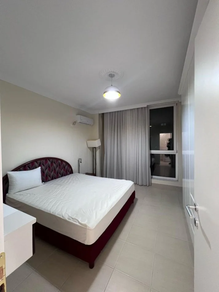 Tirane, jepet me qera apartament 2+1+Aneks+Ballkon Kati 5, 105 m² 700 € (Bulevardi i Ri, Stacioni i Trenit)