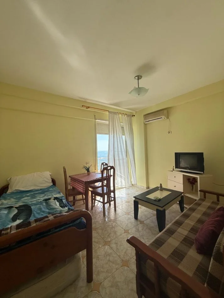 Durres Plazh, jepet me qera apartament 1+1+Aneks+Ballkon Kati 4, 50 m² 350 € (Plazh)