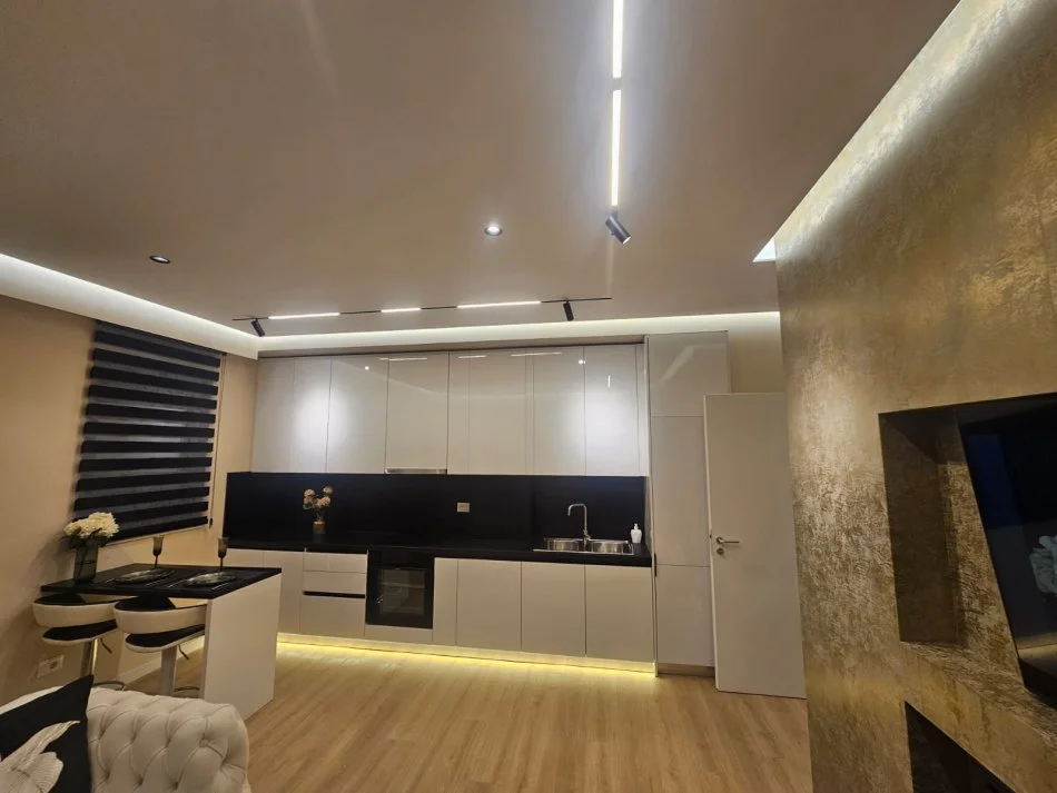 Tirane, shitet apartament 2+1 Kati 3, 107 m² 265.000 € (pazar i ri)