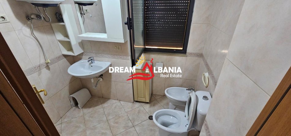 Tirane, shitet apartament 1+1 , 47 m² 150.000 € 