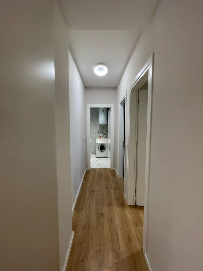 Tirane, shitet apartament 2+1+Ballkon Kati 3, 90 m² 199.999 € (Perball Delijorgjit)