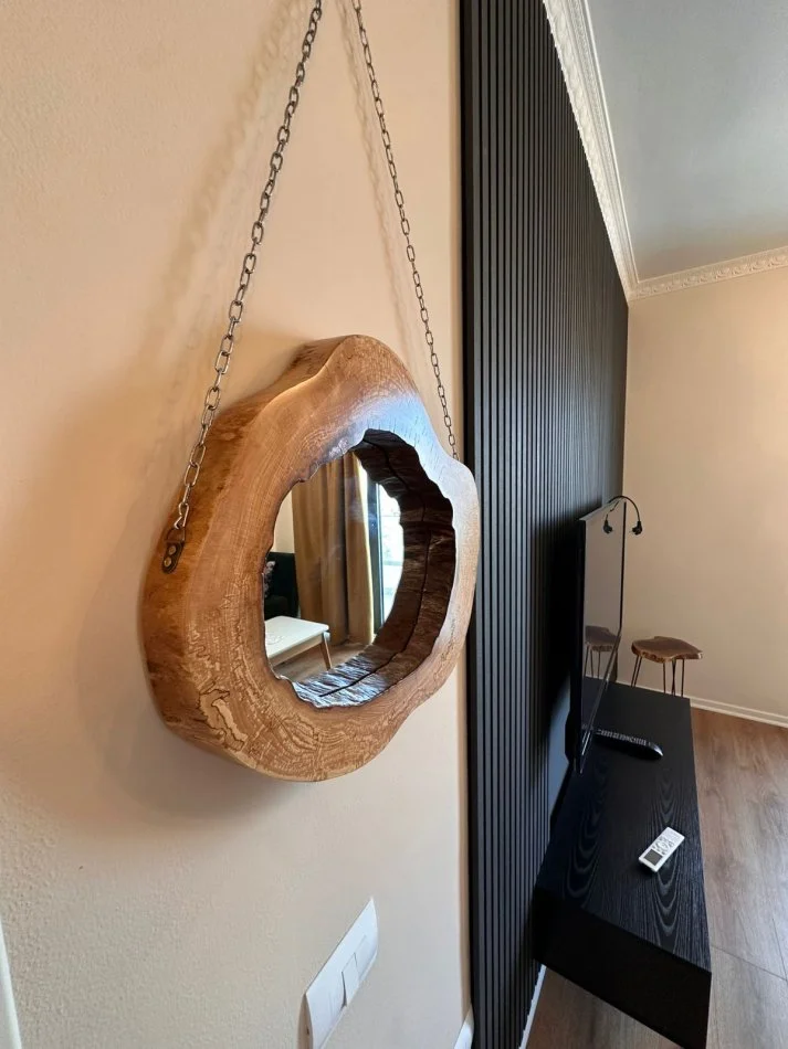 Tirane, jepet me qera apartament 2+1 Kati 3, 109 m² 850 € (Rruga Xhanfize Keko)