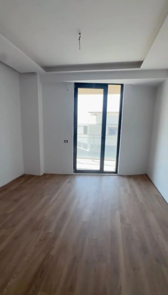Tirane, shitet apartament 3+1 , 140 m² 320.000 € (RRUGA MINE PEZA)
