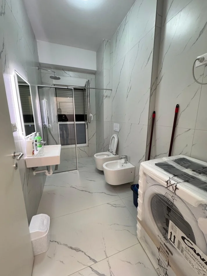 Tirane, jap me qera apartament 1+1 Kati 2, 55 m² 400 € (rruga pasho hysa)