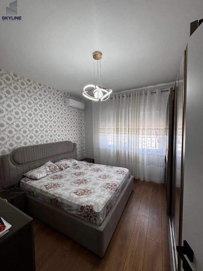 Tirane, shitet apartament 2+1 Kati 10, 90 m² 155.000 € (Porcelan)