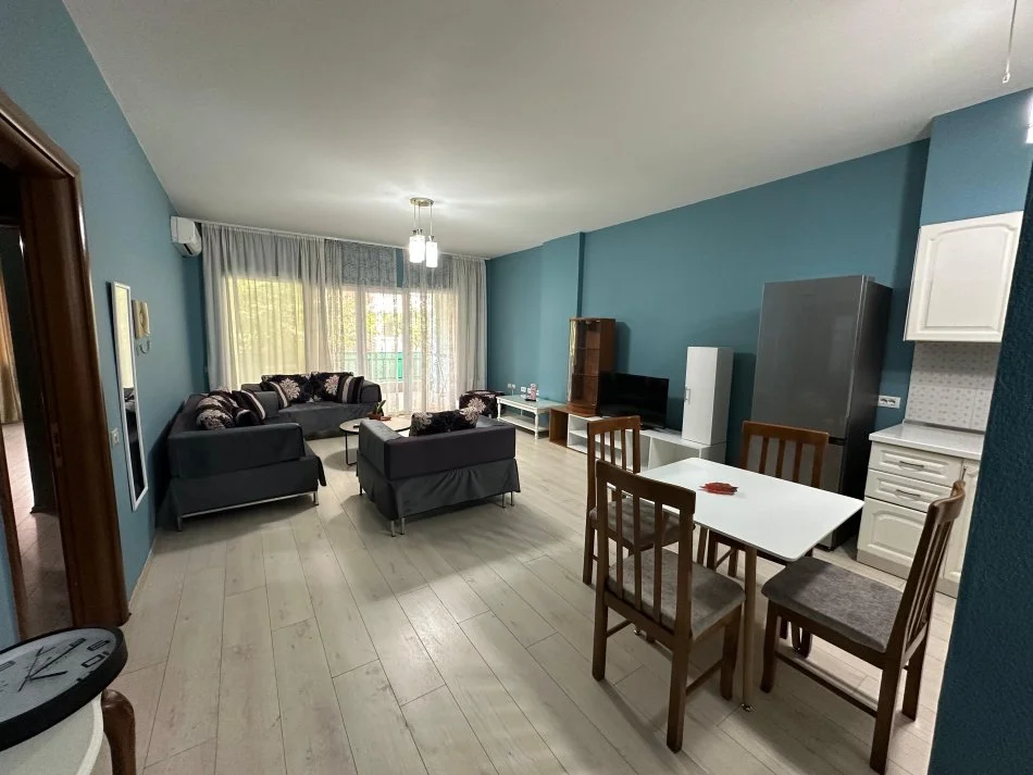 Tirane, jap me qera apartament 1+1 Kati 5, 80 m² 550 € (rruga e elbasanit)
