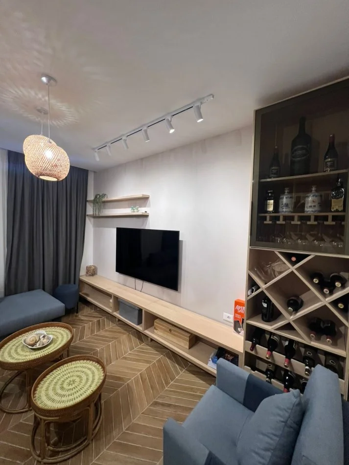 Shqiperi, shitet apartament 1+1 Kati 0, 61 m² 180.000 € (Golem ,perball Hotel Epidam!)