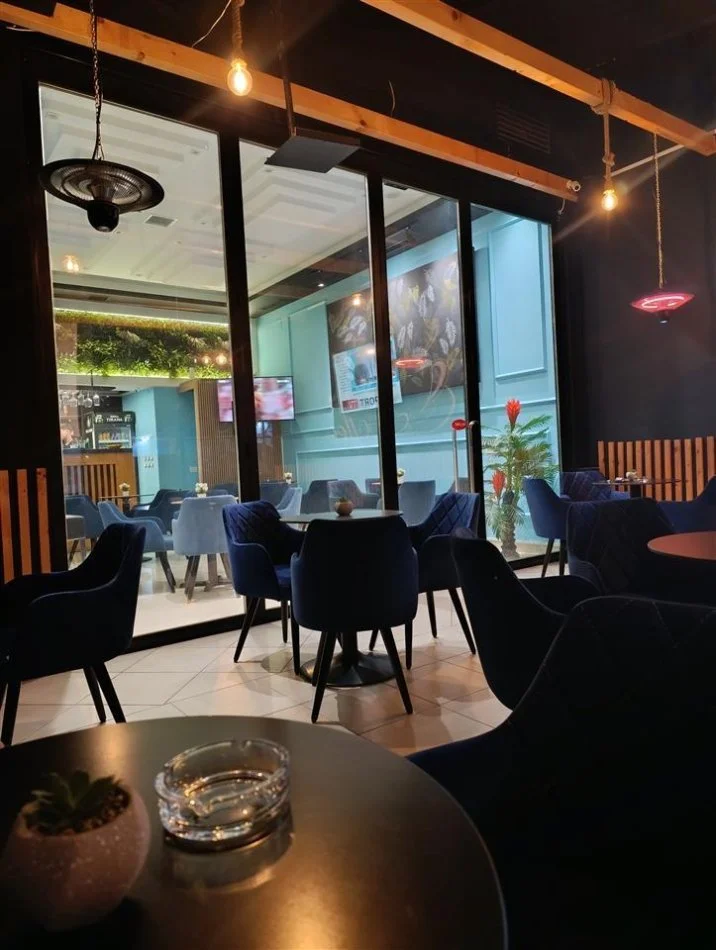 Tirane, jepet me qera lokal Kati 1, 80 m² 500 € (Yzberisht ,prane Fitnes Unik)