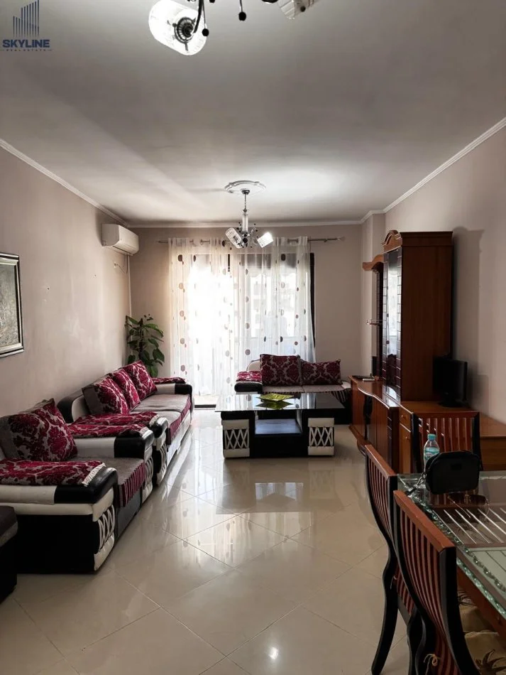 Tirane, jepet me qera apartament 2+1 Kati 7, 85 m² 450 € (Astir)