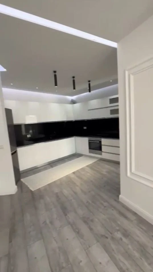 Tirane, shitet apartament 2+1 Kati 7, 85 m² 130.000 € (Astir, Kompleksi Fratari)