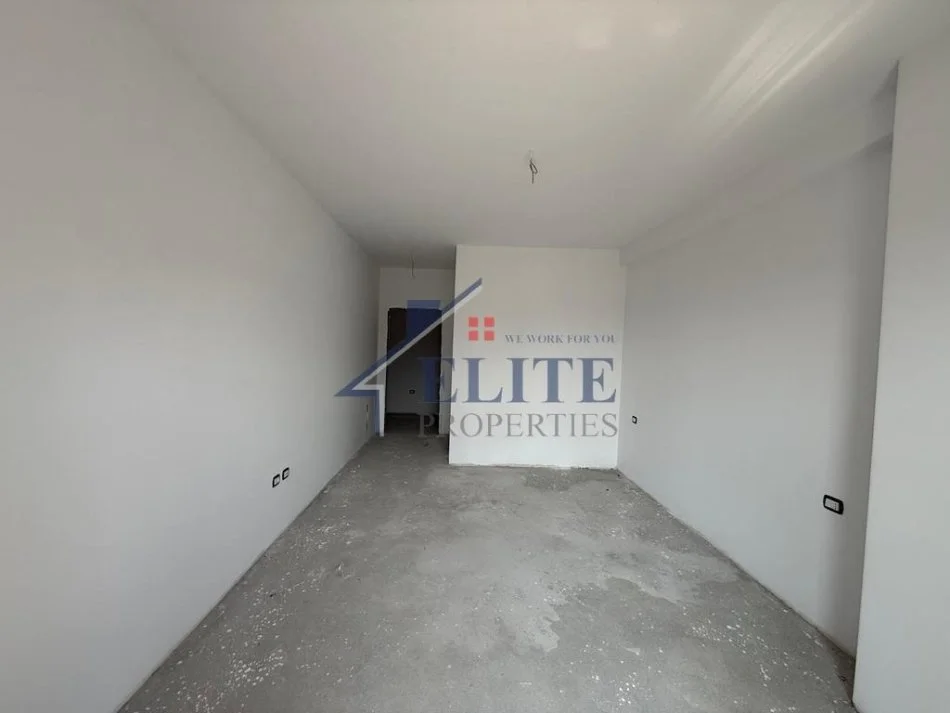 Tirane, shitet apartament 1+1+Ballkon Kati 1, 83 m² 100.260 € 