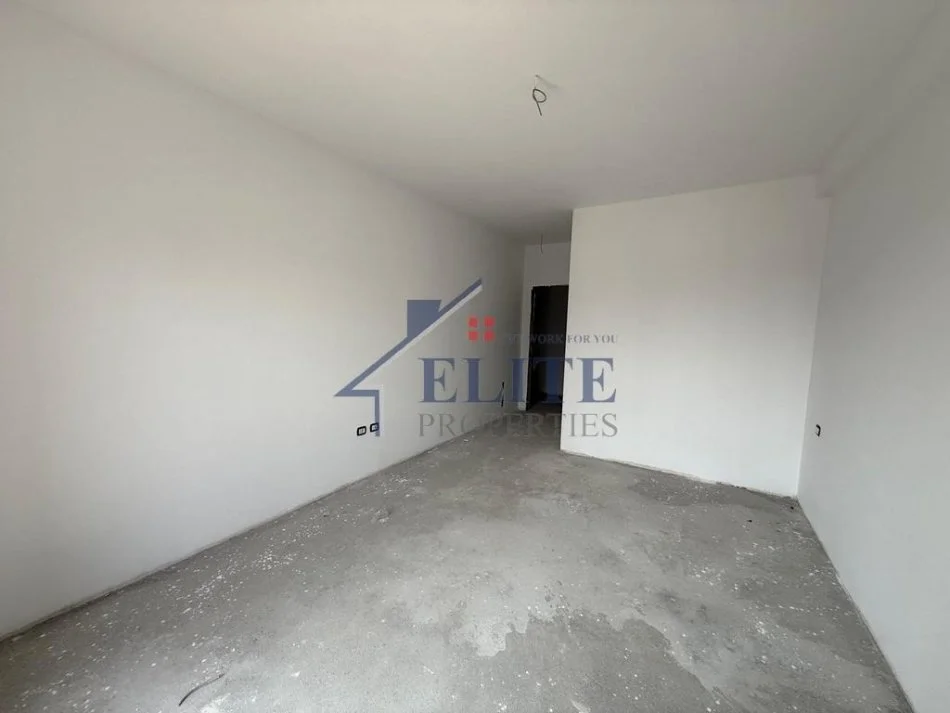 Tirane, shitet apartament 1+1+Ballkon Kati 1, 83 m² 100.260 € 