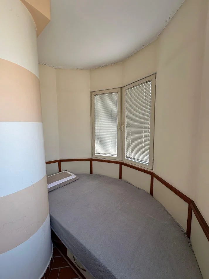 Tirane, jepet me qera apartament 2+1+Ballkon Kati 8, 80 m² 550 € (Vision Plus)