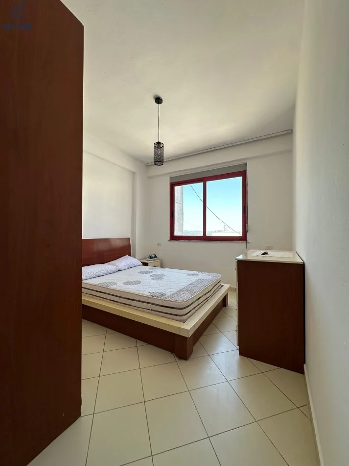 Tirane, jepet me qera apartament 2+1 Kati 7, 95 m² 450 €