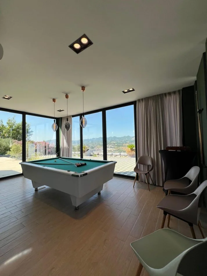 shitet Vile 2 Katshe Kati 2, 3.000 m² 620.000 € (Prane City Park)