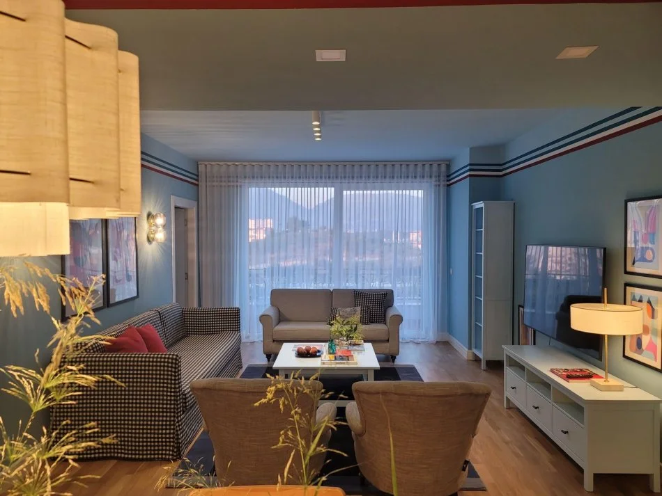 Tirane, jepet me qera apartament 3+1+Ballkon Kati 2, 148 m² 1.500 € (Kodra e Diellit 2)