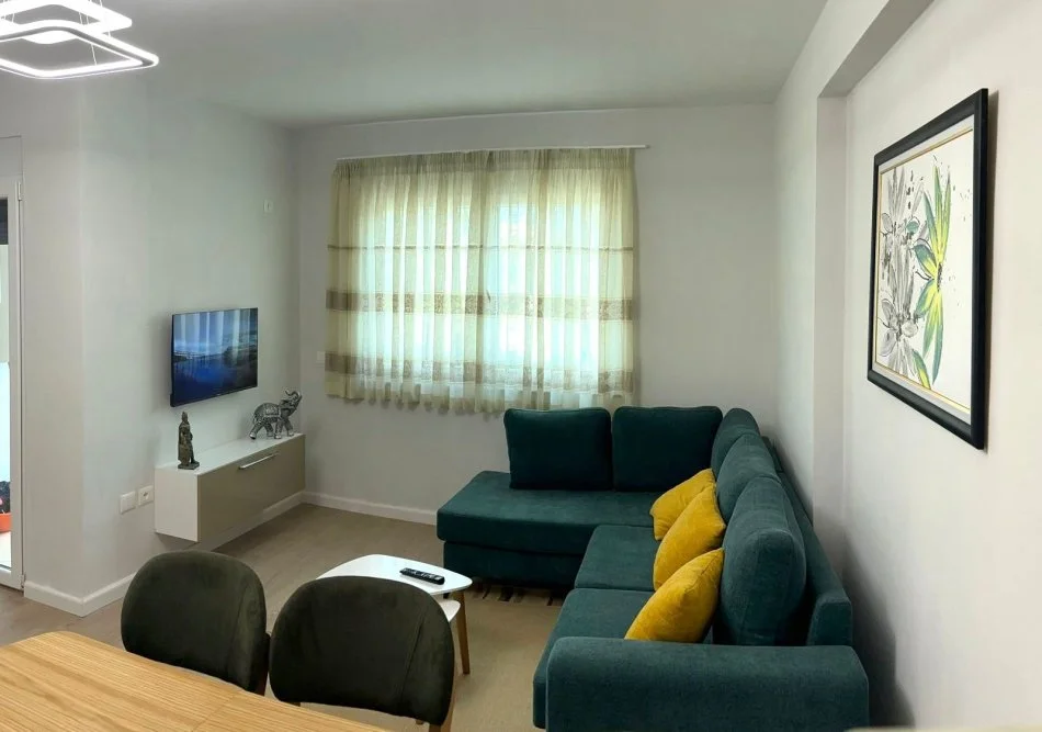 Tirane, jepet me qera apartament 1+1 Kati 4, 75 m² 470 € (Abdyl Pajo)