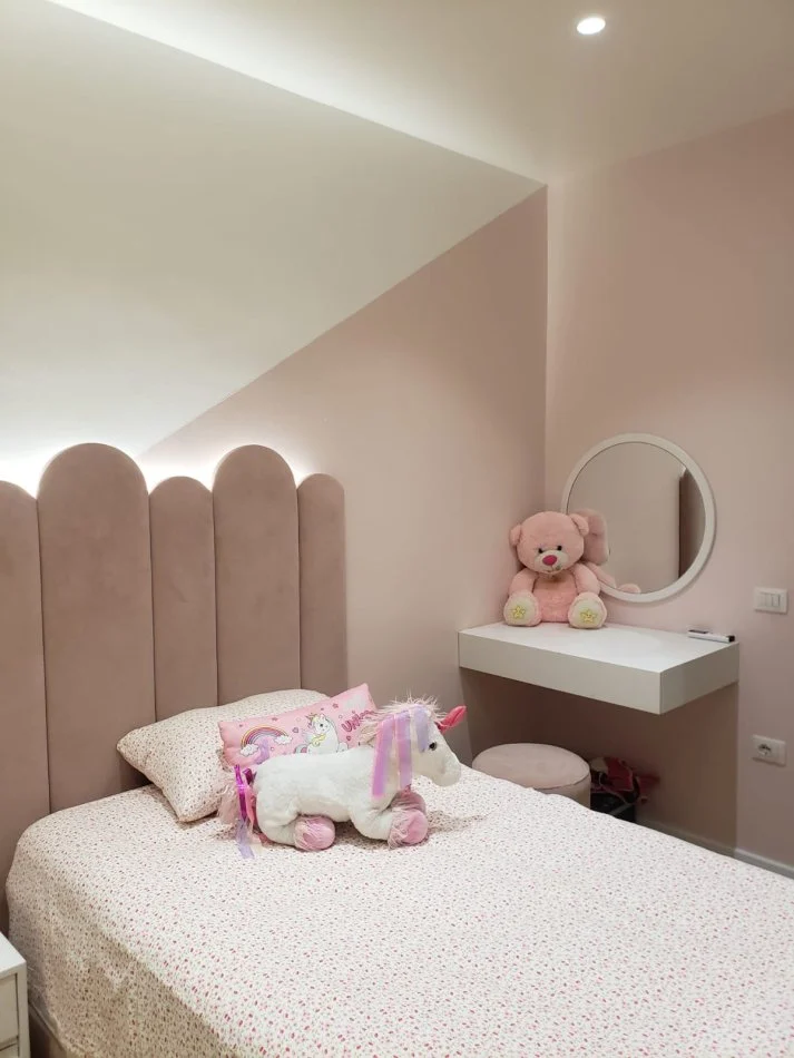 Shqiperi, shitet apartament 2+1 Kati 1, 118 m² 250.000 € (Unaza e re Astir)