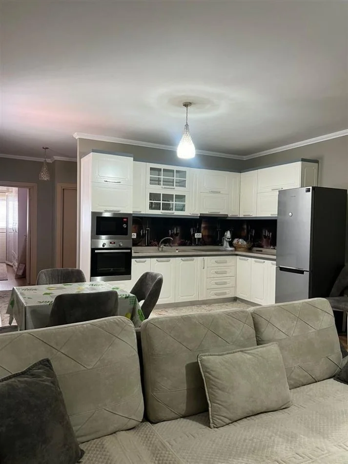 Tirane, jepet me qera apartament 2+1 Kati 8, 105 m² 650 € (Don Bosko, prane Vizion Plus)