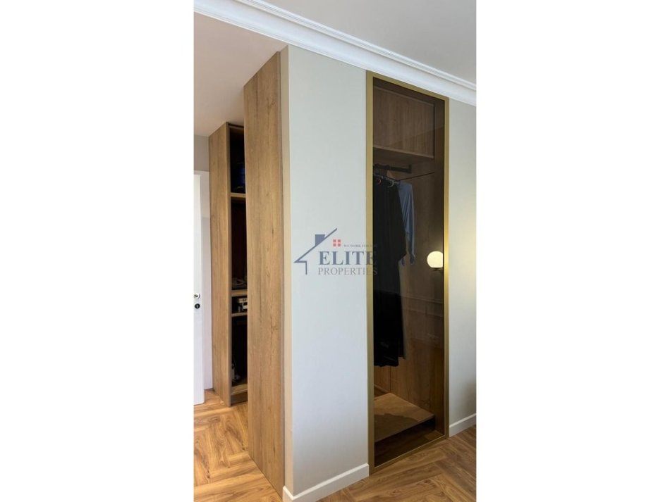 Tirane, jepet me qera apartament 2+1+Ballkon Kati 4, 124 m² 1.800 € 