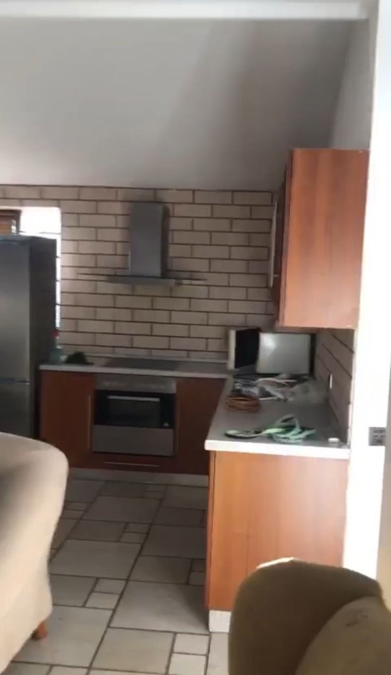 Tirane, jepet me qera apartament 1+1 Kati 6, 70 m² 500 € (Rruga e Dibres, prane UMT)