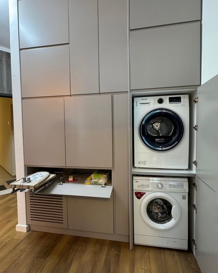 Tirane, jepet me qera apartament 1+1 Kati 3, 82 m² 600 € 