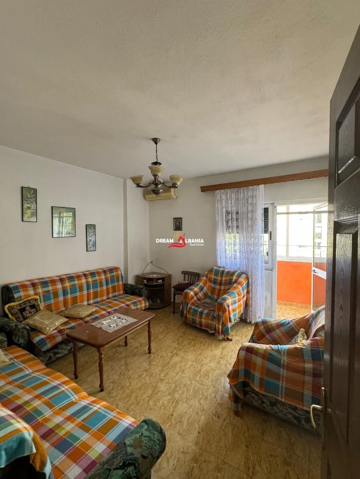 Tirane, jepet me qera apartament 2+1+Ballkon Kati 3, 75 m² 500 € (ne Don Bosko, prane “Viva Market”)
