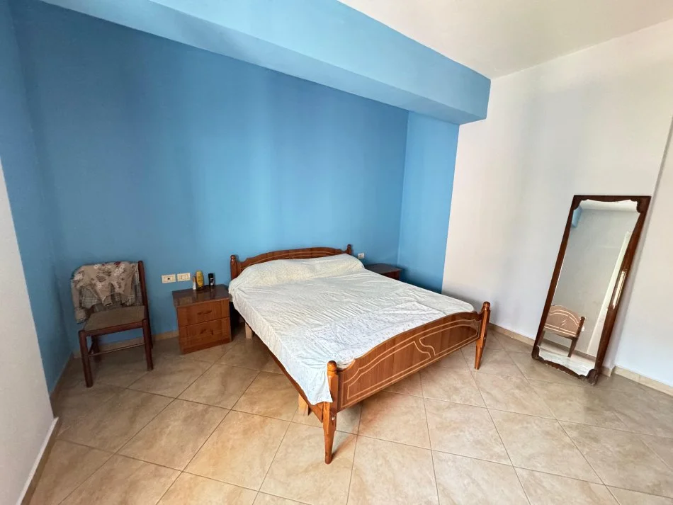 Vlore, jepet me qera apartament 2+1+Ballkon Kati 3, 70 m² 350 € (Rruga Gjergj Arianiti)