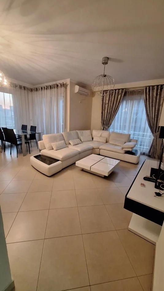 Me Qera:  2+1+2wc 📍Stacioni i Trenit - Gener 2 || Kt.3 ||Pllt.2015 - 700€ - S.110m²