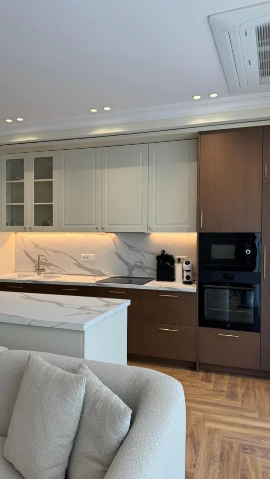 Tirane, jepet me qera apartament 2+1+Ballkon , 123 m² 1.850 € (Lake View Residence)