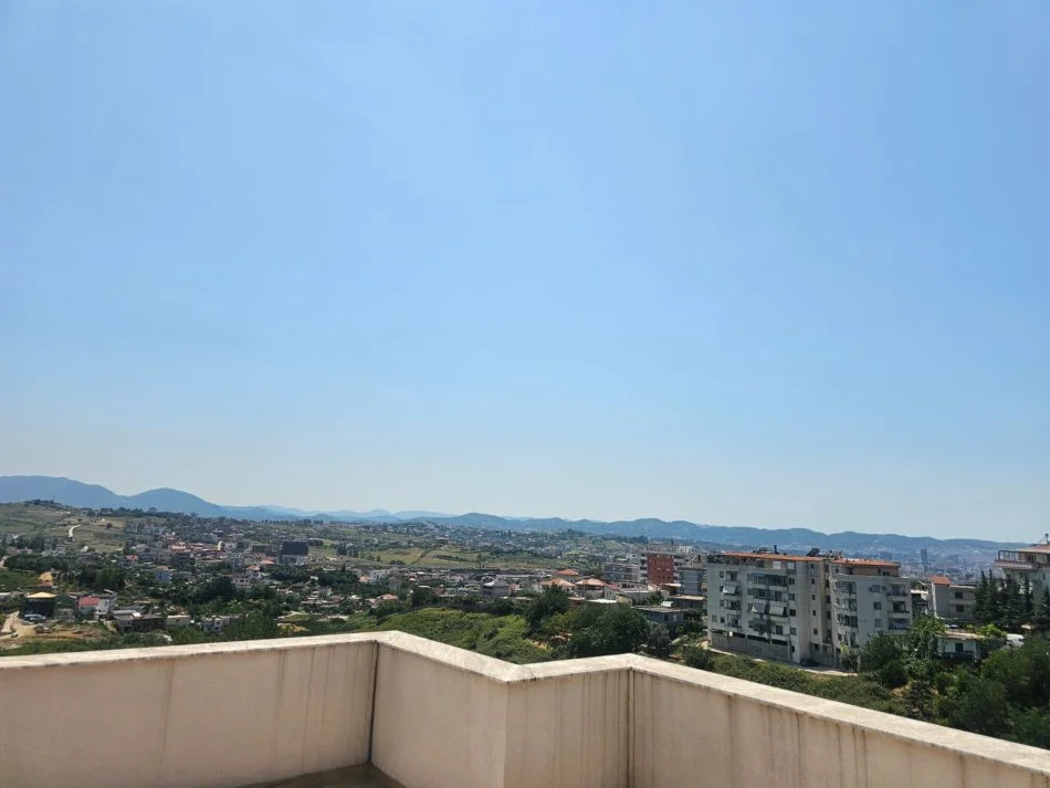 Tirane, jap me qera apartament+verande + 2 garazhde| Penthouse Kati 7,
