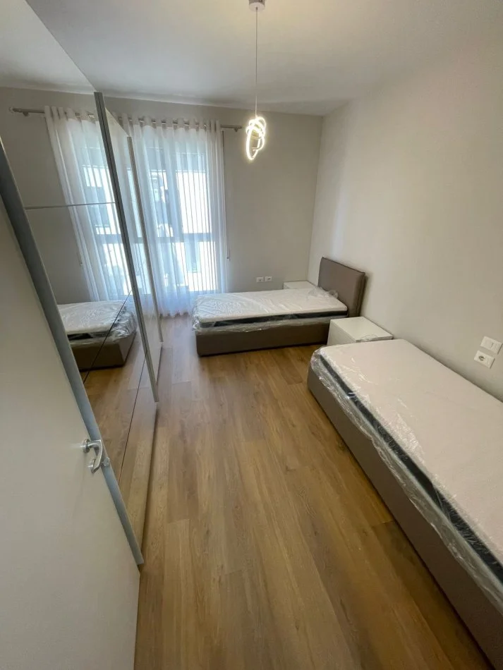 Tirane, jepet me qera apartament 2+1+Ballkon Kati 6, 100 m² 699 € (Don Bosko)