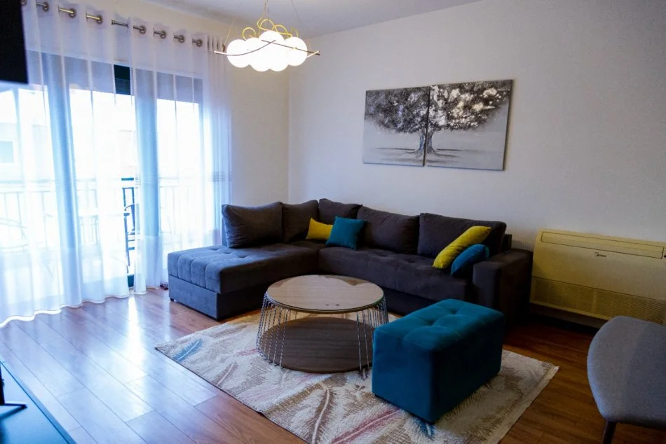 Tirane, jepet me qera apartament 2+1 Kati 7, 110 m² 700 € (Astir, Kompleksi "Green City")