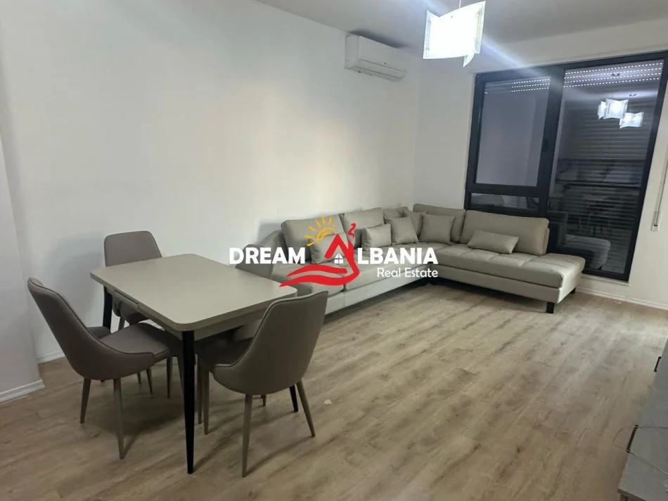 Tirane, jepet me qera apartament 1+1 Kati 2, 65 m² 600 € (tek Residenca Erli, Porcelan)