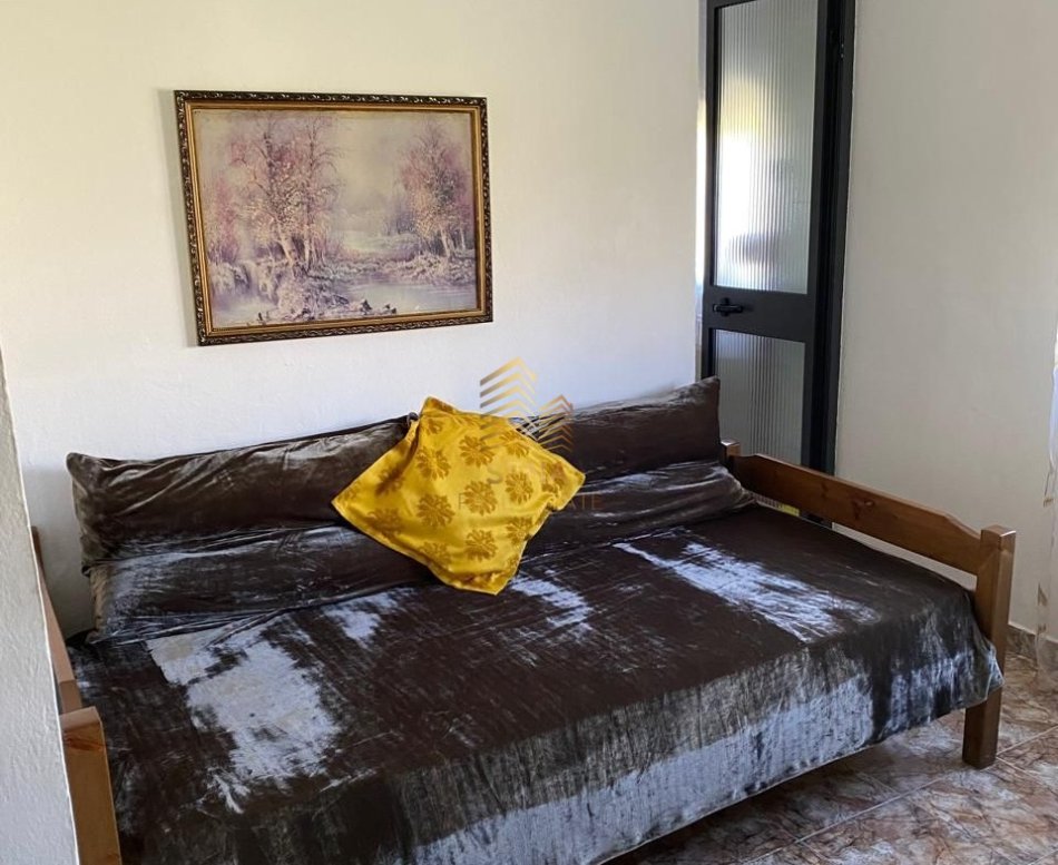 Tirane, jepet me qera garsonier 1+1 Kati 5, 44 m² 350 € (Rruga Bardhyl)