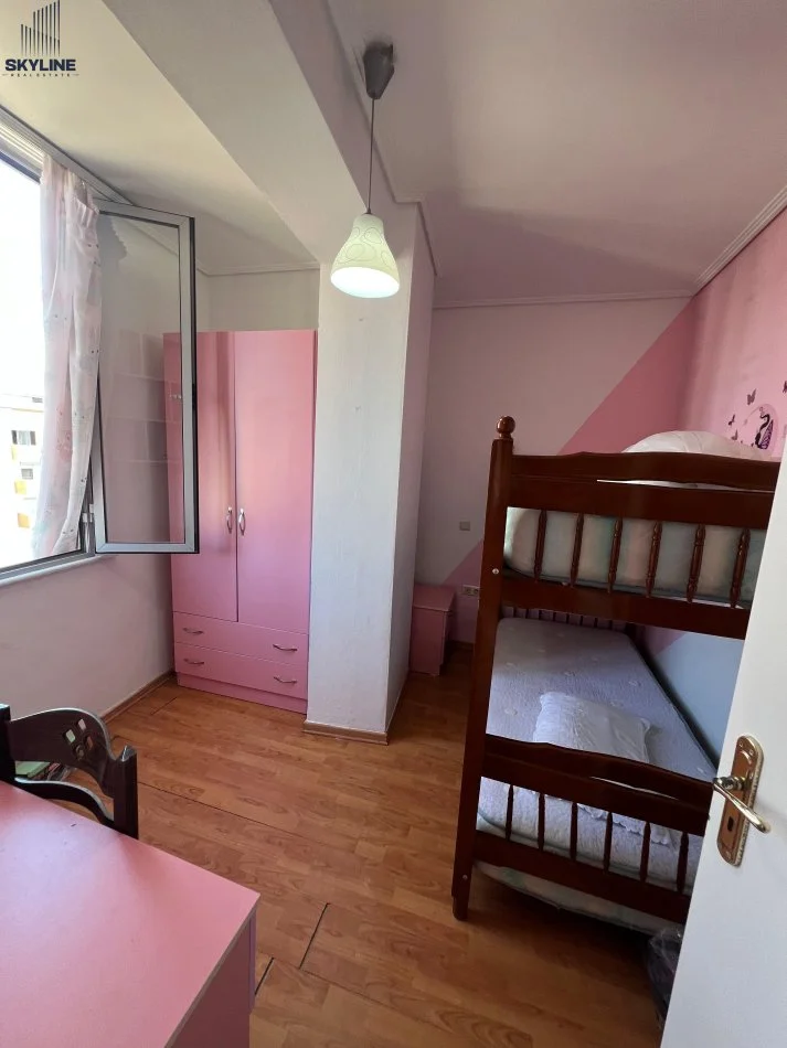 Tirane, jepet me qera apartament 2+1 Kati 8, 90 m² 350 € 