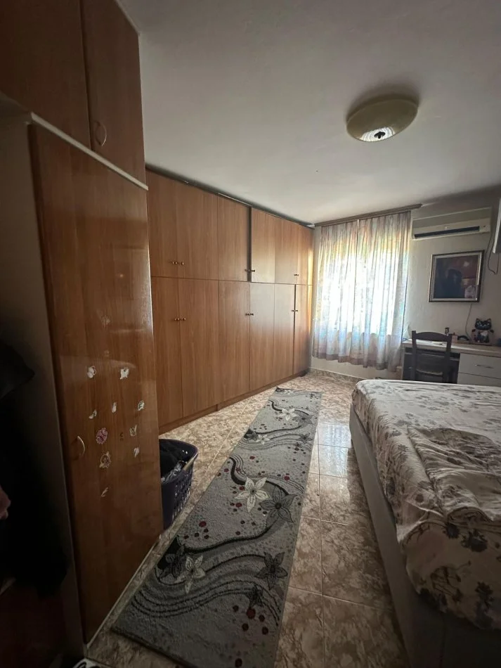 Tirane, shitet apartament 2+1 Kati 2, 78 m² (Kinostudio)