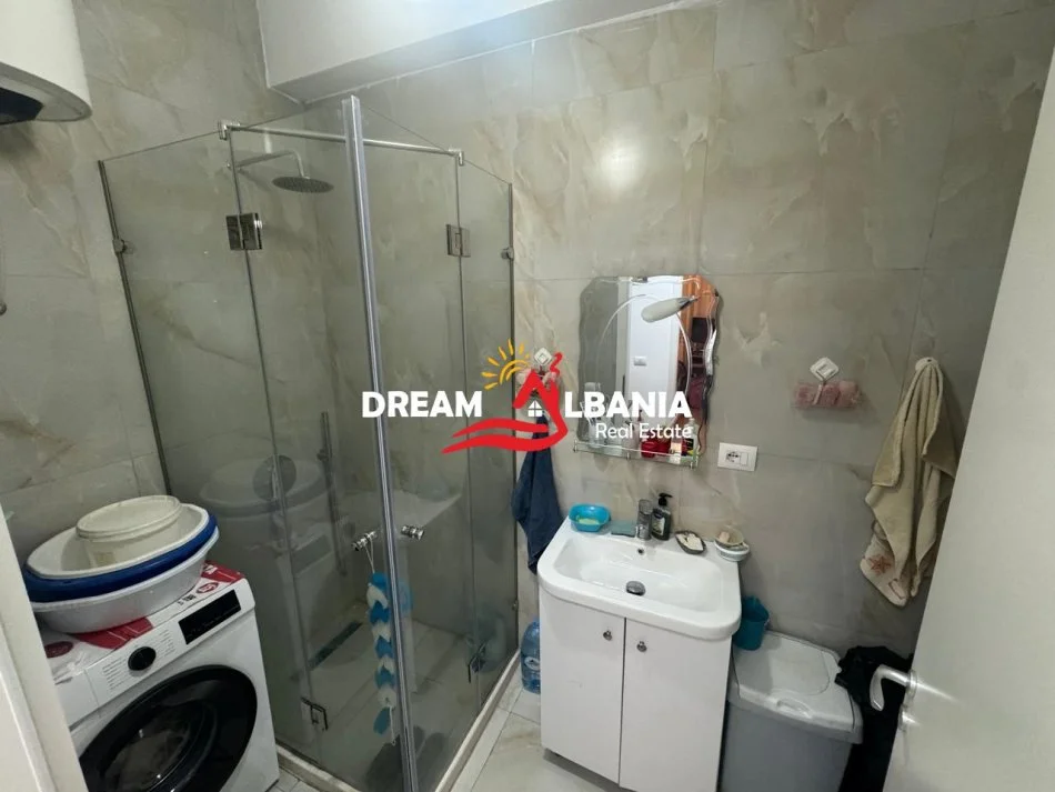 Shqiperi, shitet apartament 2+1+Ballkon Kati 2, 84 m² 123500 € (Ali Demi)