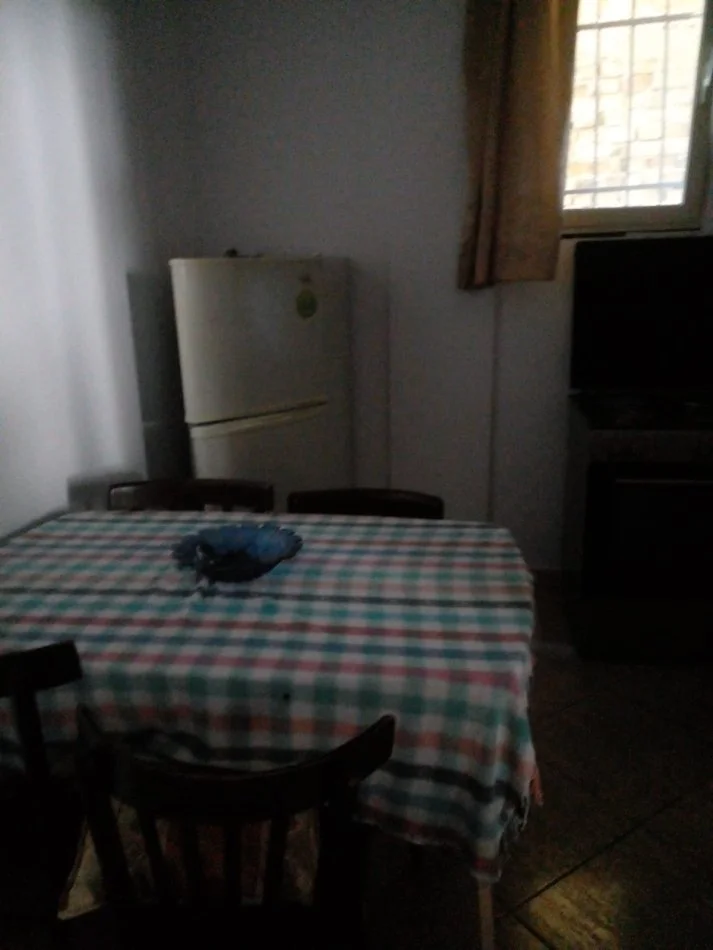 Tirane, jepet me qera apartament 1+1 Kati 1, 