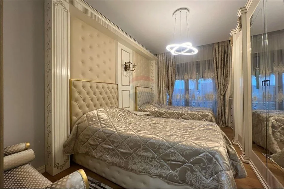 Tirane, jepet me qera apartament 1+1 Kati 7, 124 m² 1.400 € (delijorgji)