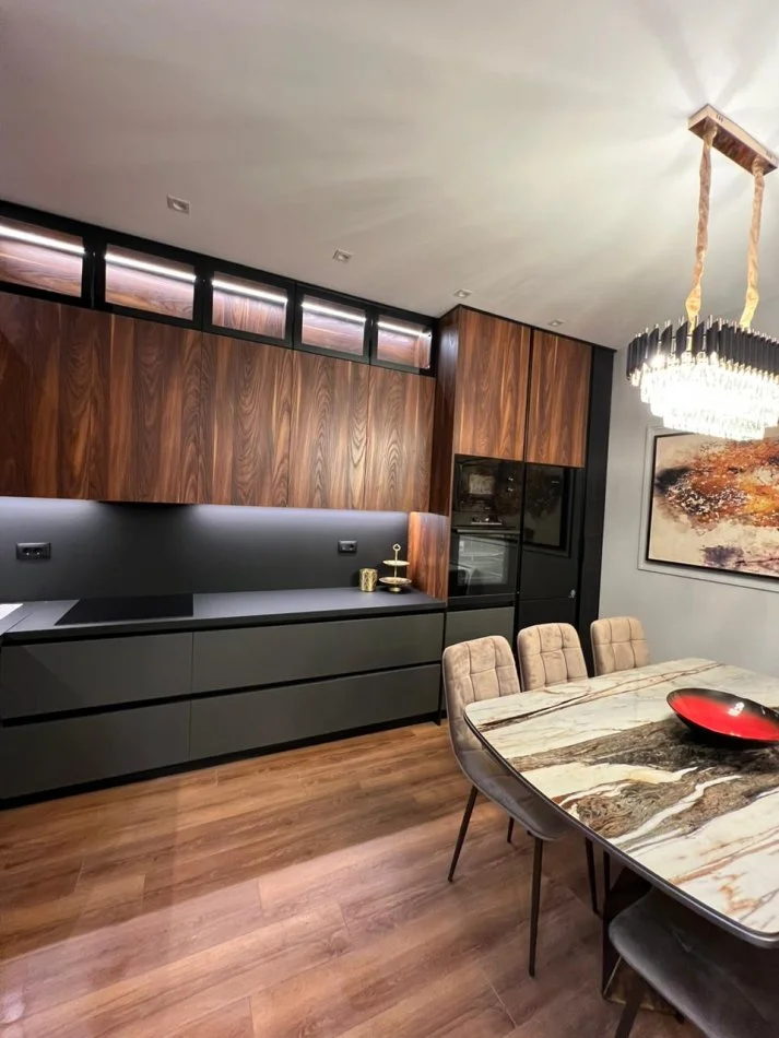 Tirane, jap me qera apartament 2+1+Ballkon Kati 3, 100 m² 1.200 € (rruga rrezervat e shtetit TEG SECRET GARDEN)